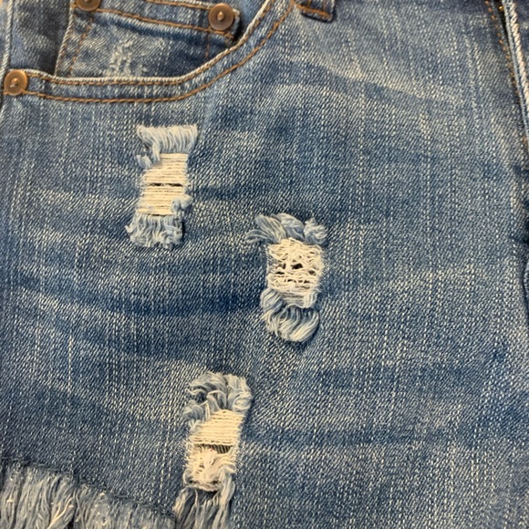 Elan Distressed High Rise Blue Jean Frayed Hem Shorts - Picture 8 of 12